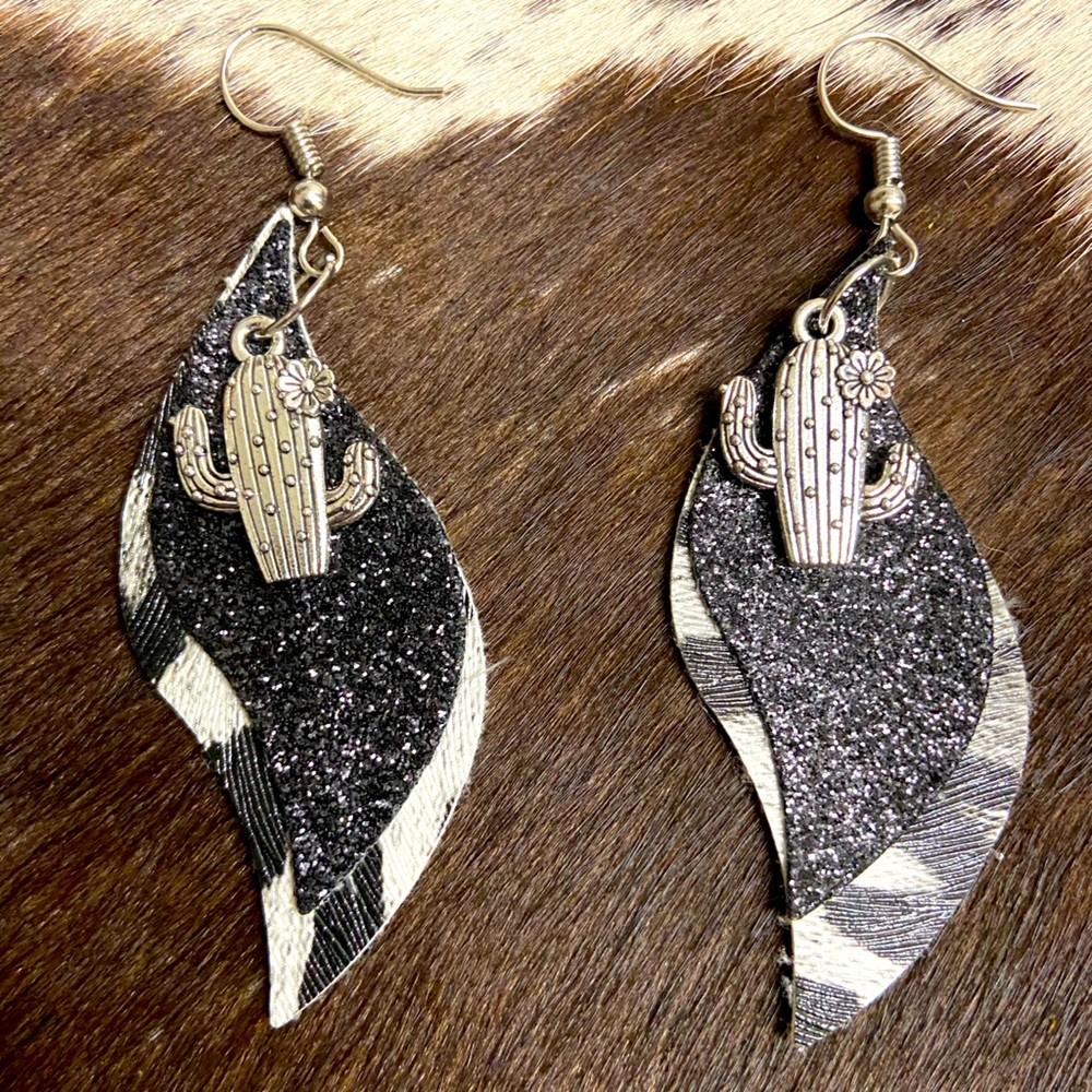 🌵Western Earrings!